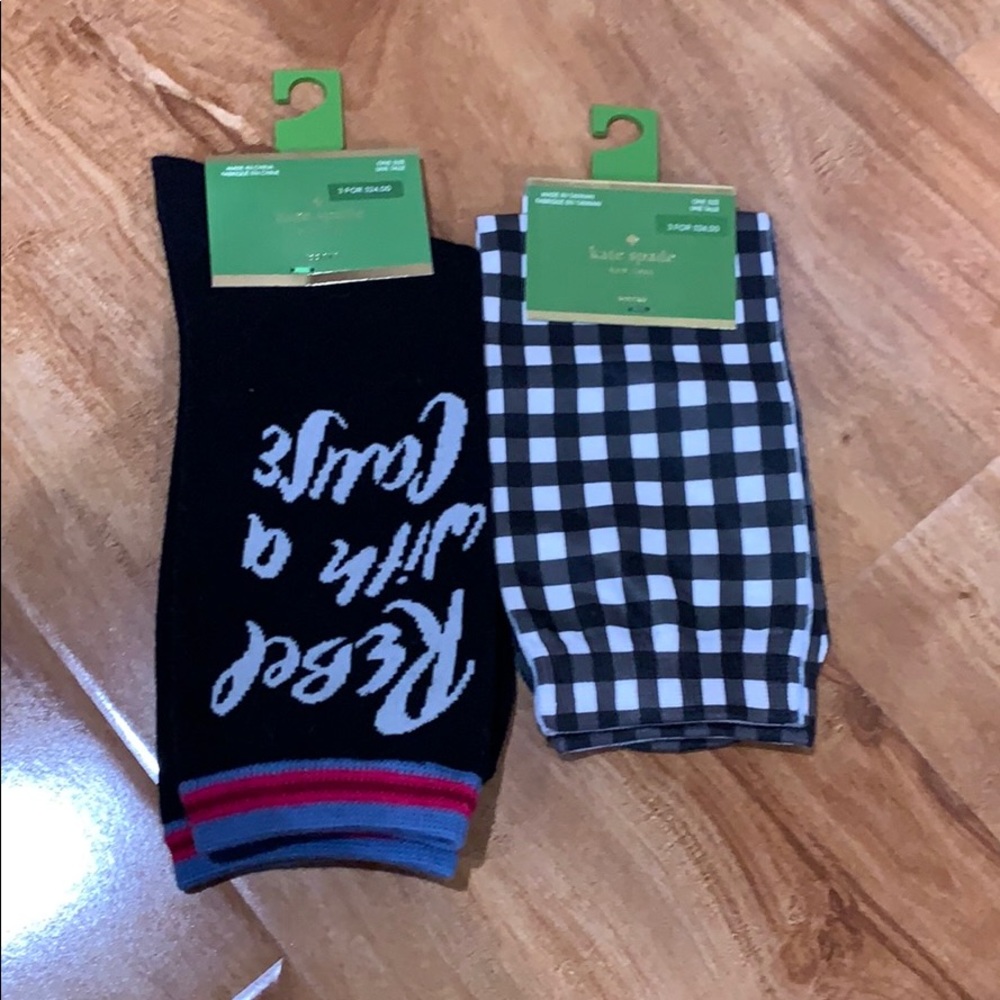 Bundle of 2 Kate spade crew socks